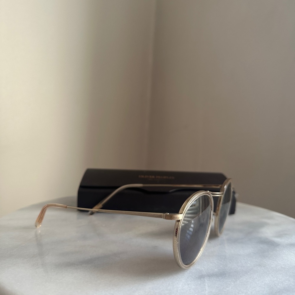 Clean, like new sunglasses